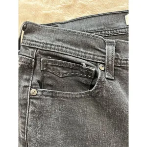 Levi's Women's 505 Straight Leg Jeans Black Denim Standard Size 8 thumbnail 4