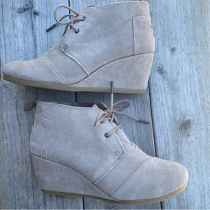 Toms Woman’s Grey Lace Up Ankle Wedge Boots Size 9.5 thumbnail 5