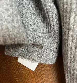 Hollister Gray Sweatshirt Drop Shoulder Long Sleeves Top thumbnail 5