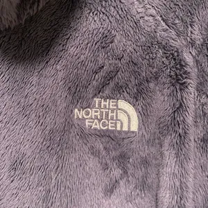 The North Face Women’s Osito Zip Up Fleece Jacket Size Medium thumbnail 2