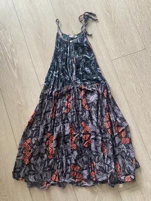 Sundress thumbnail 1