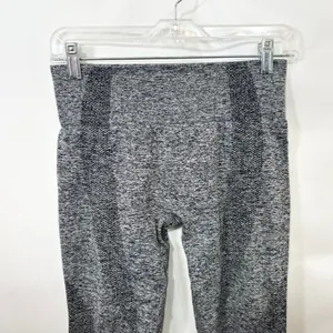 Seamless Workout‎ Set Gray Activewear Long Sleeve Crop Top Leggings TikTok 779 thumbnail 5