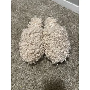 Madewell Furry Slippers Faux Fur Size 10 NWOT thumbnail 6