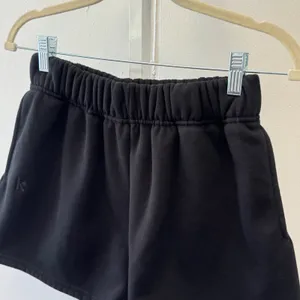 Kamo Fitness CozyTec Sweatshorts Small High Rise Athletic Fleece Lined Black thumbnail 4