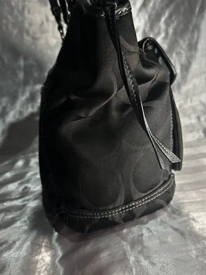 Vintage Y2K Coach Signature Leah Turnlock Black Shoulder Bag thumbnail 3