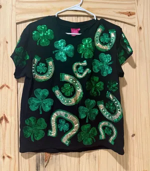 Queen of sparkles green shirt Size XS thumbnail 1