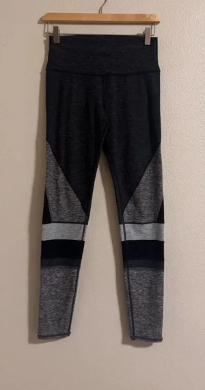 ALO Yoga Black & Gray Colorblock Leggings thumbnail 1