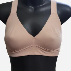 Spanx pale pink wireless bra - size medium thumbnail 1
