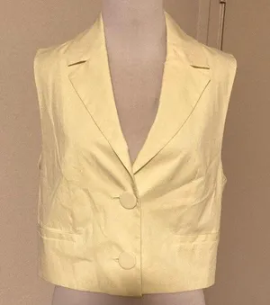 ZARA Blogger Favorite CROPPED WAISTCOAT WITH COVERED BUTTONS VEST YELLOW thumbnail 7