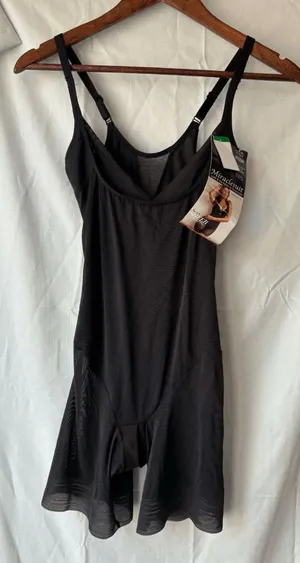 Miraclesuit Black Singlette Extra Firm Control Shapewear Womens Size Large thumbnail 1