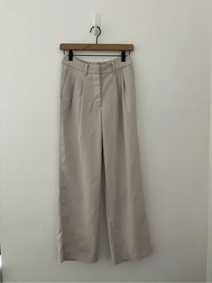 Quince stretch crepe pleated wide leg pants in sand thumbnail 2