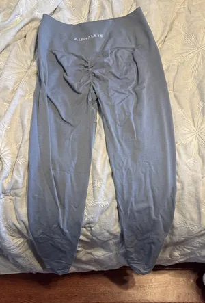 Alphalete Light Gray leggings thumbnail 1