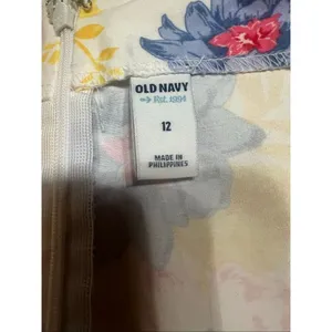 Old Navy Floral Printed Skirt Sz 12 NWT thumbnail 3