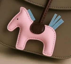 Mini Horse Bag Charm pony Faux Leather Pink with‎ Blue Mane - New thumbnail 1