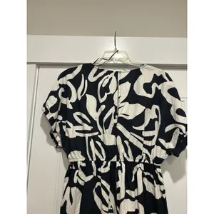 World Market Black White Boho Print Wide Leg Jumpsuit V-Neck Short Sleeve Pocket thumbnail 5