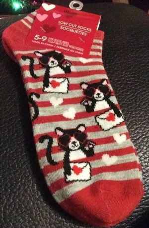 NWT Black Cat Kitten Valentines Heart Low Cut Socks Womens Size‎ 5-9 thumbnail 1
