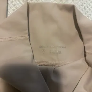 Aerie Leggings Beige OFFLINE by thumbnail 3