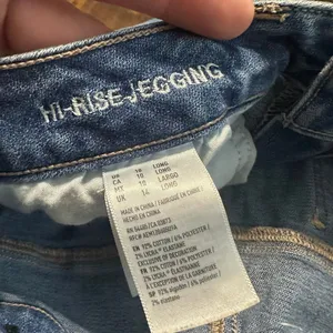 American Eagle distressed normcore 10 long jeggings thumbnail 3