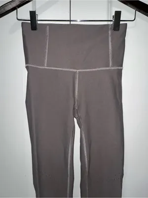 Lululemon 28" Zoned In Tight Power Leggings Size 4 thumbnail 2