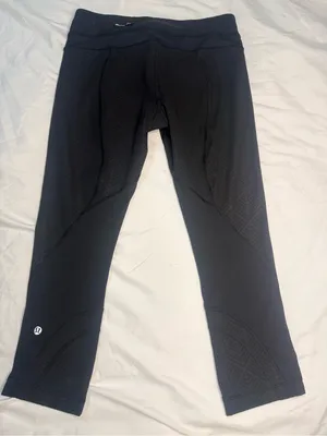 lululemon athletica Black Athletic Leggings - Size 6 thumbnail 4
