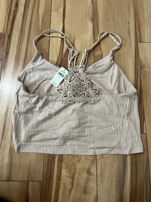 NWT Offline By Aerie Ribbed Lace Crop Tank Built in shelf Bra Beige Sz Small thumbnail 2