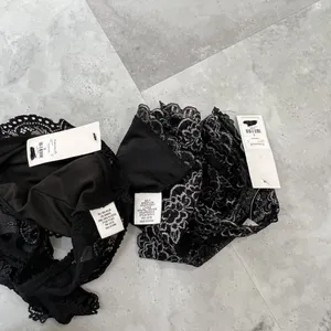 Lot‎ Of 2 Francesca's Women's Black Size Small Lace Layer Bra Bralettes thumbnail 4