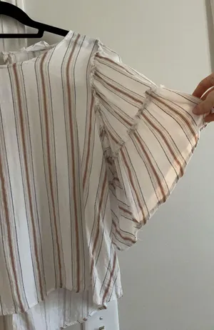 American Threads Striped  Top Ruffle Sleeves thumbnail 2