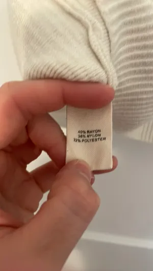 White Sweater Tank Size M thumbnail 2