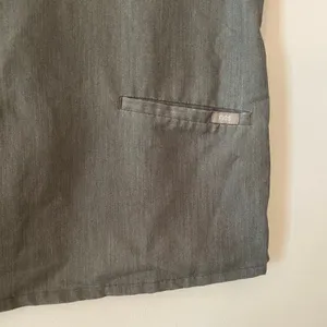 FIGS Graphite Gray Casma Scrub Top Uniform Nurse Doctor Women's size XS thumbnail 4