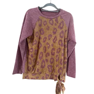 Women's Acting Pro Gold & Burgundy Leopard Print Sweatshirt M thumbnail 10