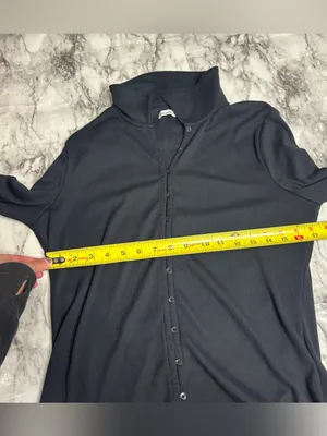 Abercrombie & Fitch Black Long-Sleeve Button-Down Shirt thumbnail 5