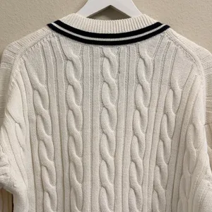 Abercrombie & Fitch Oversized Cable‎ Knit Sweater Women Small V-Neck Fisherman thumbnail 8