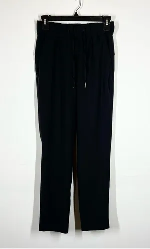Lululemon On The Fly Pant Woven 27” Size 2 thumbnail 3