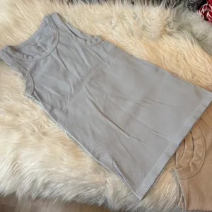 Ingrid & Isabel Ribbed Tank Tops Set of 2 Blue Tan Size M thumbnail 4