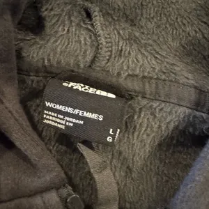The North Face Black Fleece-Lined Jacket thumbnail 3