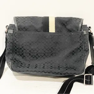 Coach Signature F70183 Voyager‎ Black Cross Body Messenger Bag thumbnail 6