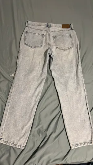 Aeropostale Ripped “Mom” Jeans thumbnail 2