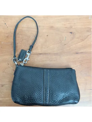 Coach Black Pebbled Leather Wristlet Mini bag thumbnail 3