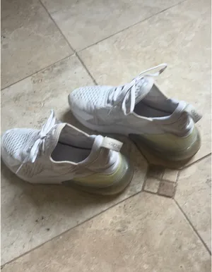 Nike Tennis Shoes thumbnail 2