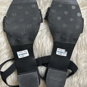 Mochi‎ Black Women's Synthetic Sandals 2” Size 39 thumbnail 6
