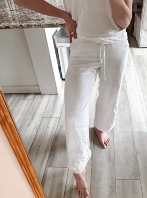 Hollister Adjustable-Rise Wide Leg White Pants Size XS thumbnail 1