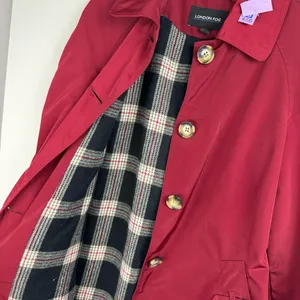 London Fog Red Button Front Trench Coat Jacket Sz Medium Plaid Flannel Lined thumbnail 11