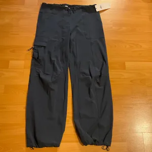 Alo Yoga Megastar Cargo Pant Navy M thumbnail 2