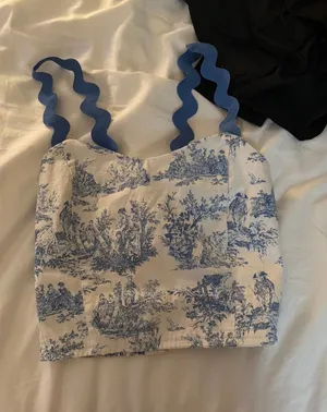 Cute top Blue thumbnail 1