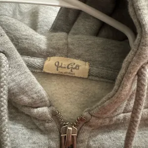 Brandy Melville New York Christy Hoodie thumbnail 3