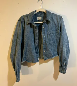 Universal Threads Denim Jacket thumbnail 1