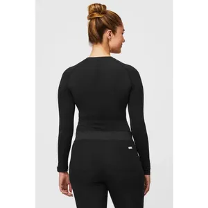 Figs Salta Seamless Long-Sleeve Underscrub in Black Size Small thumbnail 2
