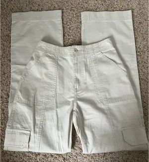 Abercrombie Relaxed Cargo Pants thumbnail 3