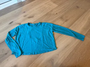 Beyond Yoga Featherweight Long Sleeve Open Back thumbnail 3