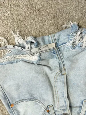 Levi’s Women’s 501 Original High Rise Jean Shorts Button Fly Raw Hem 24 thumbnail 10